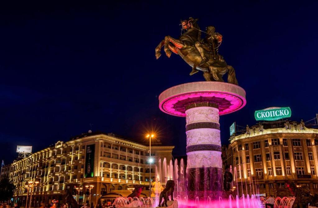Hotel Room City Square With Great View No Parking Skopje Zewnętrze zdjęcie
