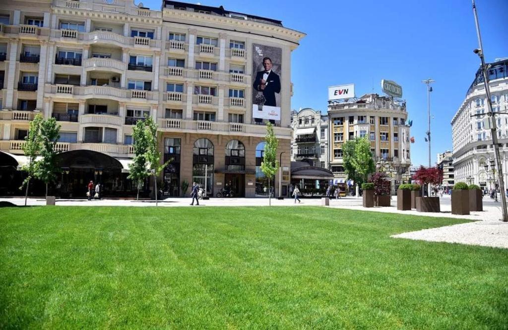 Hotel Room City Square With Great View No Parking Skopje Zewnętrze zdjęcie